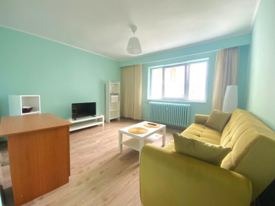 Apartament 2 camere, Manastur, zona Big, decomandat, balcon