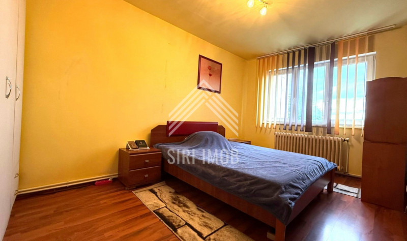 Apartament 3 camere,cart.Manastur,aleea Balea, balcon,baie cu geam  